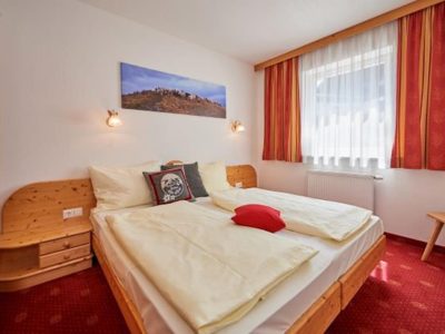 1DF24616FBD04DE1712BA262BE4F610C