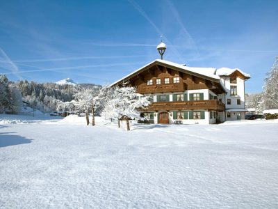 2960F5863F89CA148A4F45B6E525BFE3