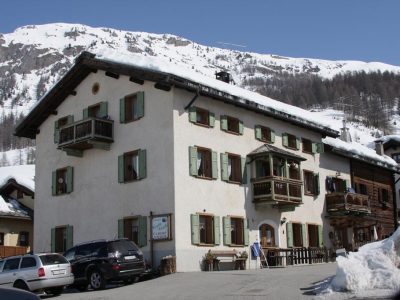 2D50A6051D7FDA94853C13C896D81E33