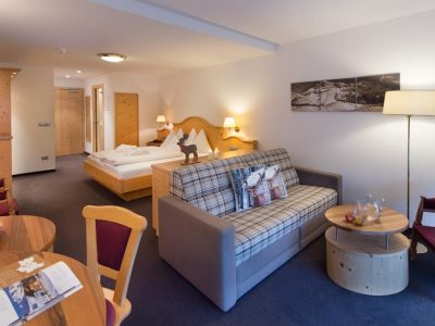 3BC8666F67D666CCF57F1289C4FC3C61