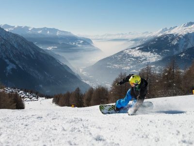 3C2574BE6C90E80F3C3D543FFC47BA3D