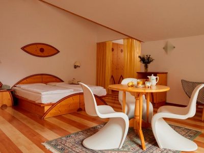 41900EDB26758C24244C22BE80E3B30A