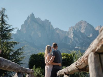 4B6CAEDE689643B6180F1423768B71B7