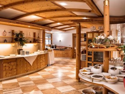 57CC9DD8E0D9D4552236DEEB04B14B17