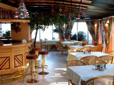 5A98236A62E6D4947EC2AFF25DBA6530