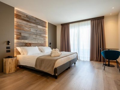 606BF2A34BF5AC8ACAA5427EB7EE81A2