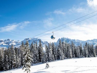 76EC2EBE290FEEE7750A60CFB615C30E