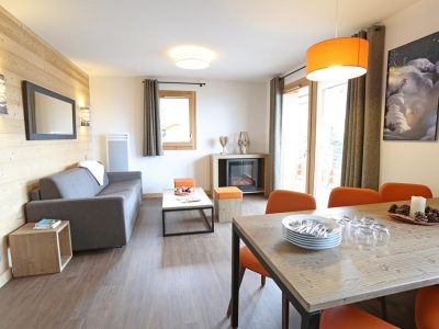 79E75E6B6915F5C61585E948D1ECC394