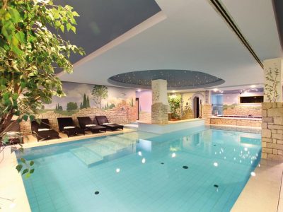 8FC5712A12E73535762DEC16860257AB