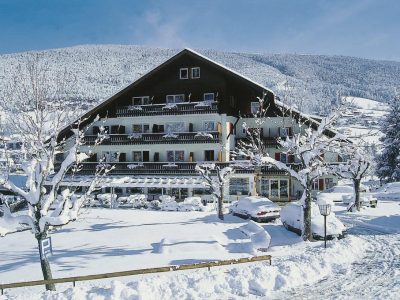 9A5A9D515962B5C8AE33E2A21FEAB47B