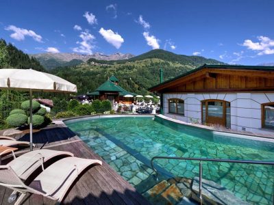 9DD48368E108EC7AA45411735586F299