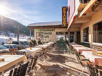 A35645724E659D819D32ADE8F8998833