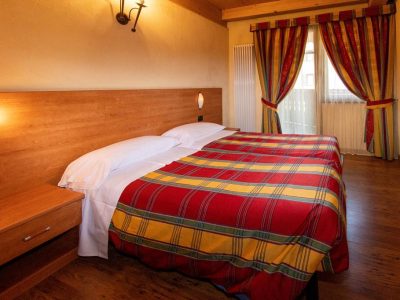 CE977A9F8463748AE2506D13F979A4BB