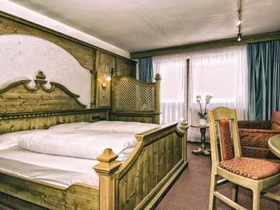 DA45041838F2C2901F327AF06F765B5A