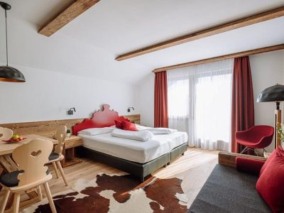 E4842C4A07B4CB3C2DB30A1BBFA4142F