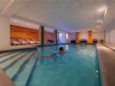 EC89D6D4878EAC24C2EE3B6039C2247B