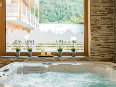 F6BA21DE2C7B8A8185293054DA21CB68