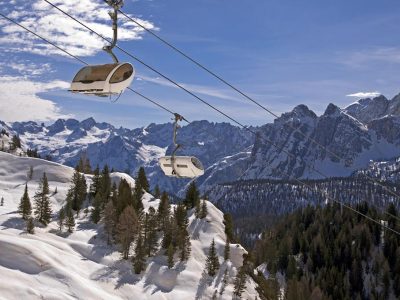 F88FC5989D52E59C1BC4E8A211DBA983