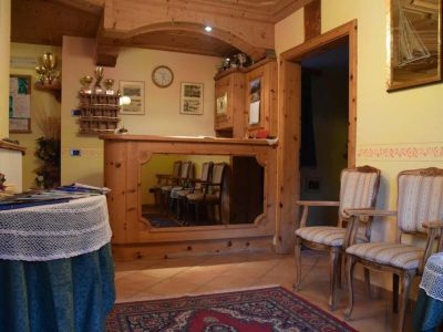 F97F285D13668B775A4DF318BE43B0D3