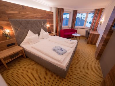 FE6A55CBDAFEB657E2EF26B7313E6814